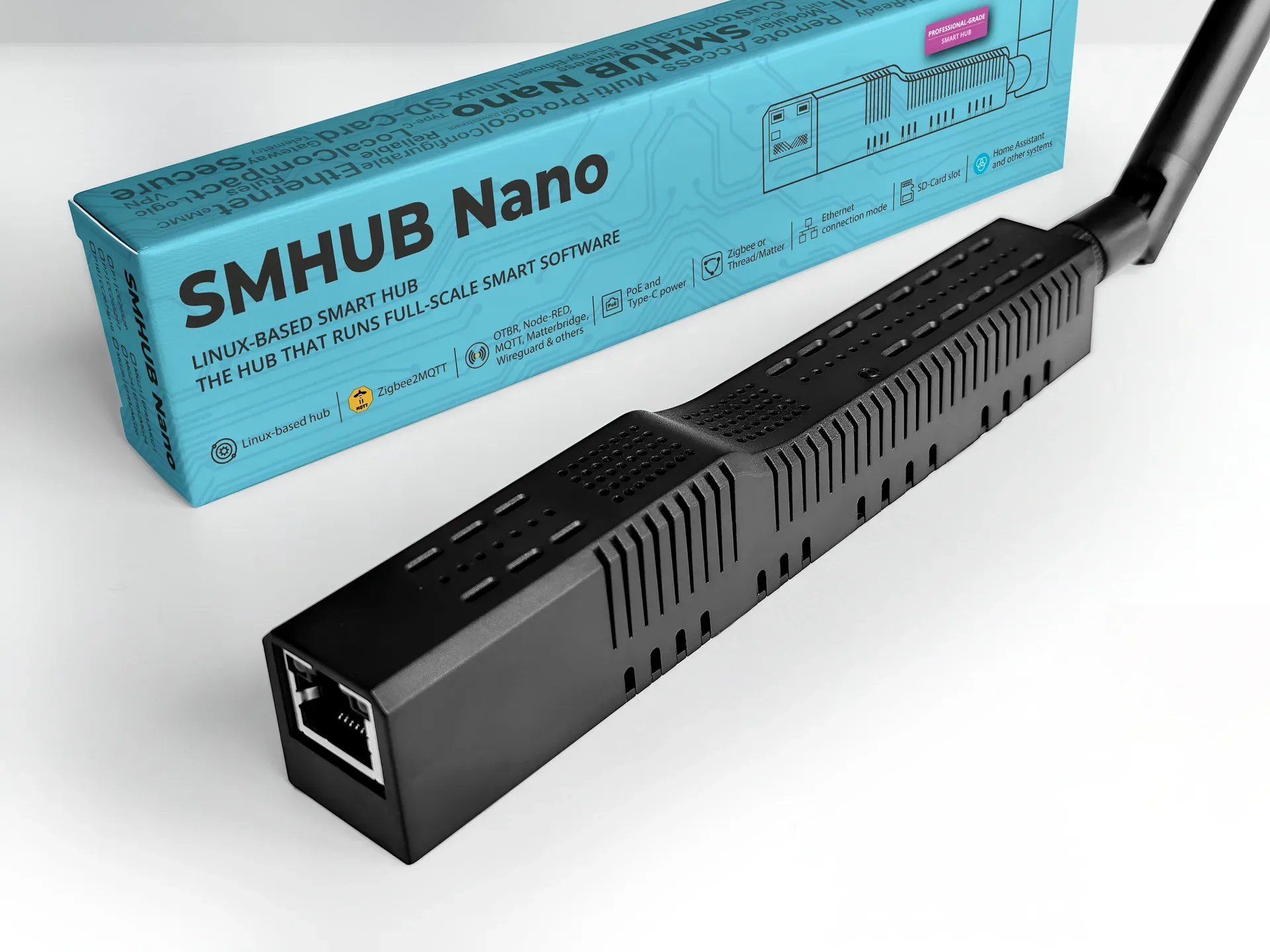 SMHUB Nano MG24 with its retail box